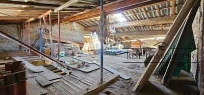 Grange - 88 m² - 2 pièces