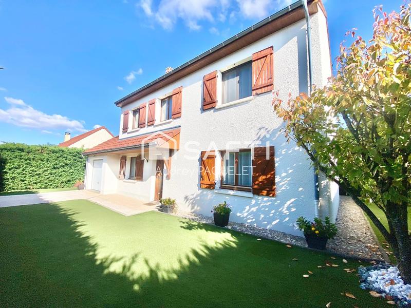 Maison - 136 m² - 5 pièces