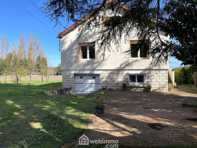 Maison - 181 m² - 9 pièces