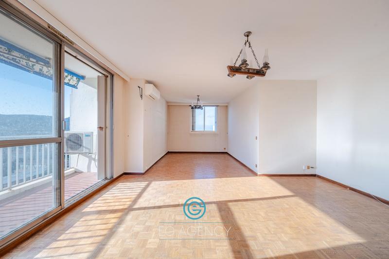 Appartement - 87 m² - 4 pièces