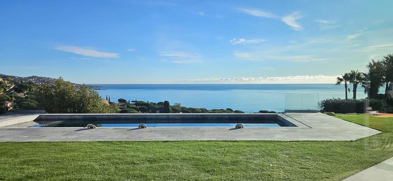 Maison - 320 m² - 14 pièces