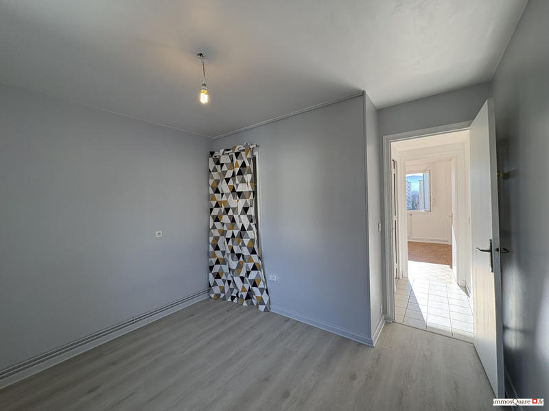 Appartement - 70 m² - 4 pièces