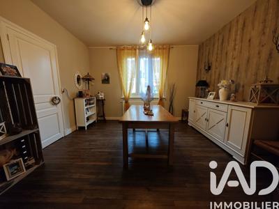 Maison - 83 m² - 4 pièces