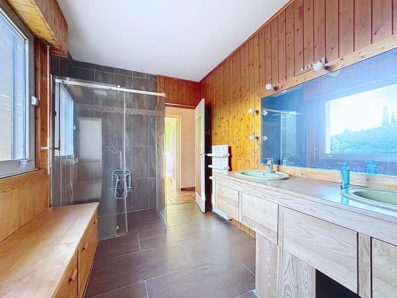 Maison - 170 m² - 6 pièces