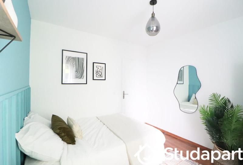 Chambre - 10 m² - 1 pièce