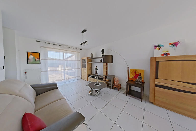 Maison - 98 m² - 5 pièces