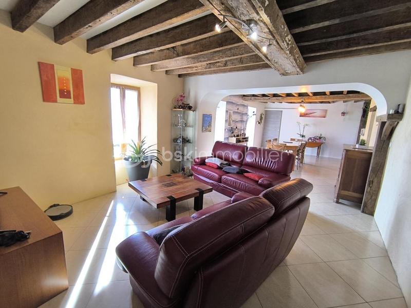 Maison en pierre - 172 m² - 6 pièces