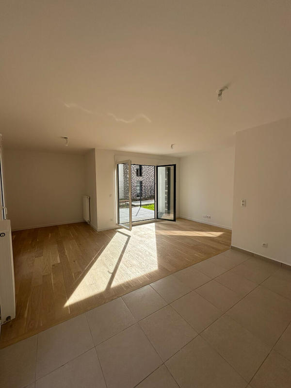 Appartement - 80 m² - 4 pièces