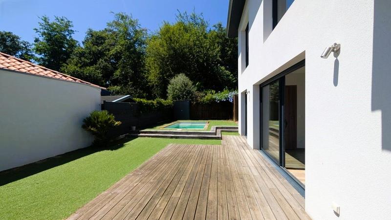 Villa - 100 m² - 4 pièces