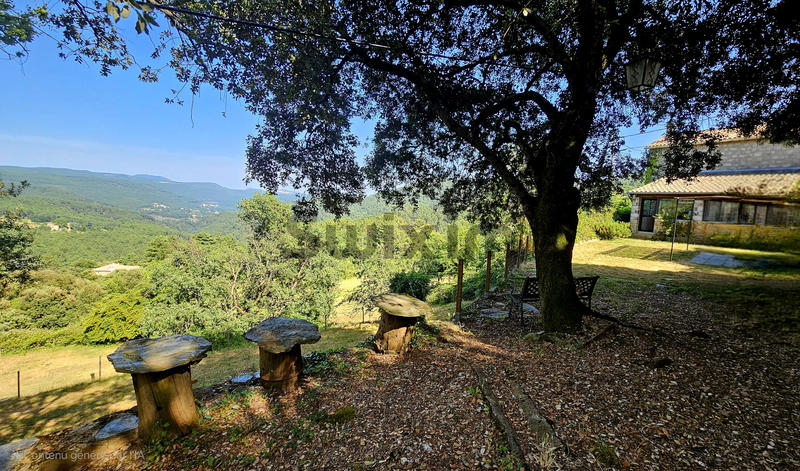 Mas - 100 m² - 5 pièces