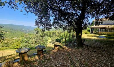 Mas - 100 m² - 5 pièces