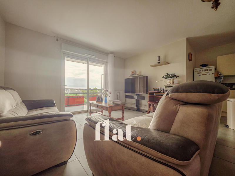 Appartement - 75 m² - 3 pièces