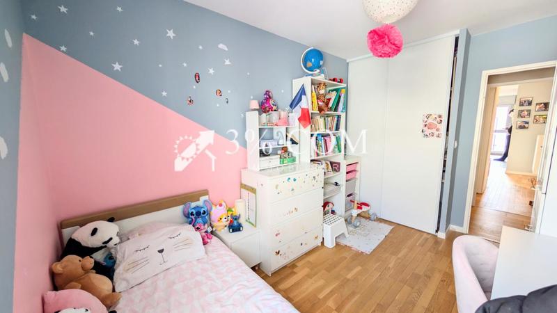 Appartement - 91 m² - 5 pièces