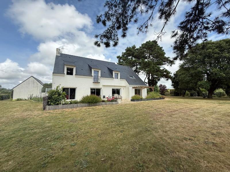 Maison de ville - 230 m² - 6 pièces