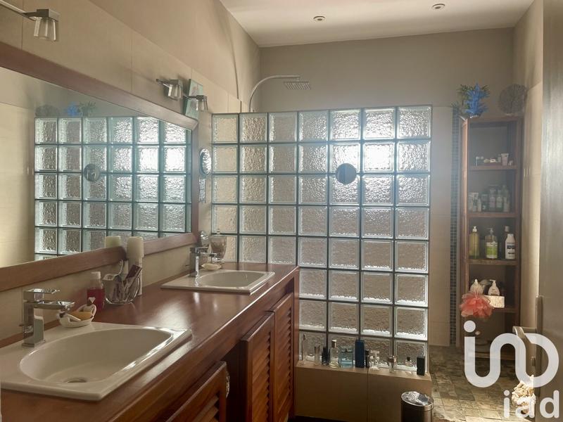 Maison - 142 m² - 5 pièces