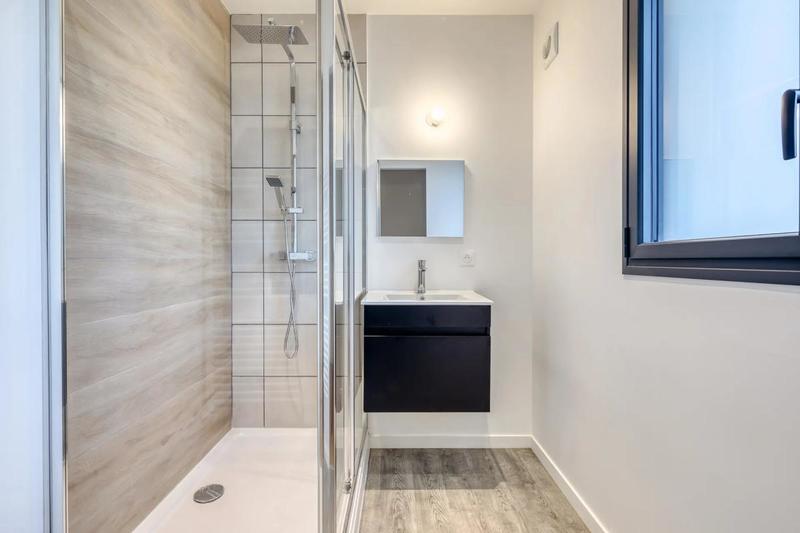 Appartement - 102 m² - 4 pièces