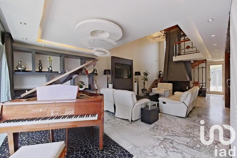 Maison de ville - 162 m² - 6 pièces