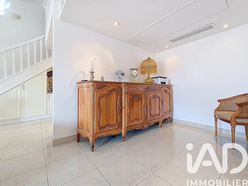 Appartement - 104 m² - 4 pièces