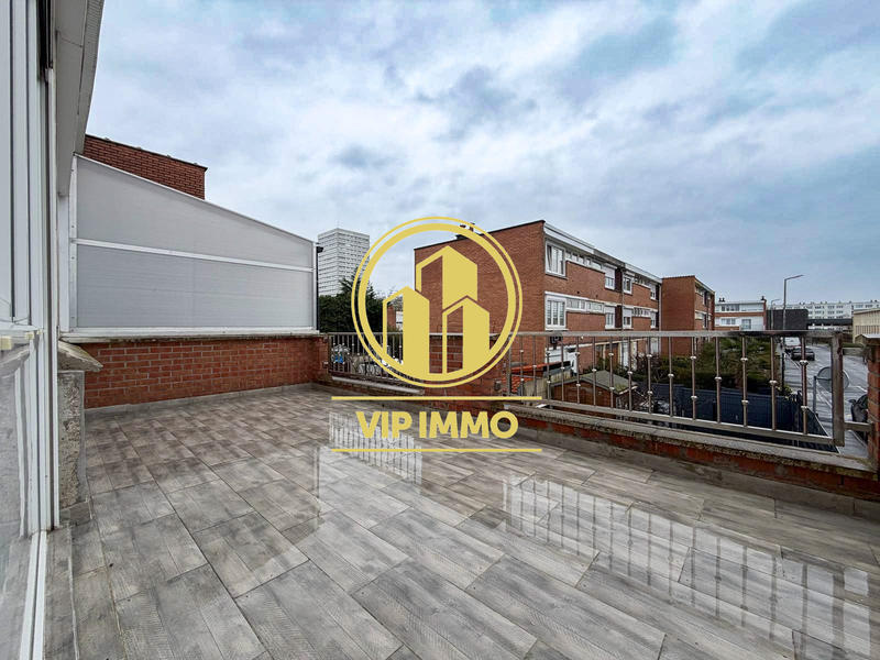 Maison - 111 m² - 7 pièces