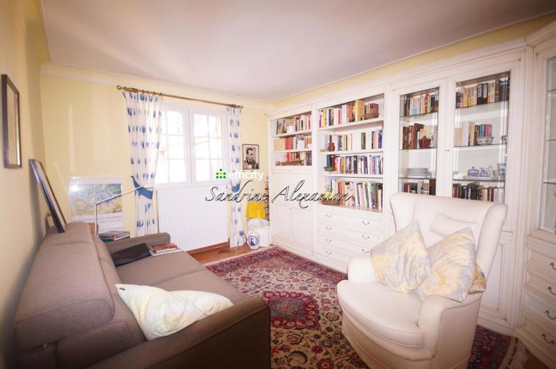 Maison traditionnelle - 112 m² - 4 pièces