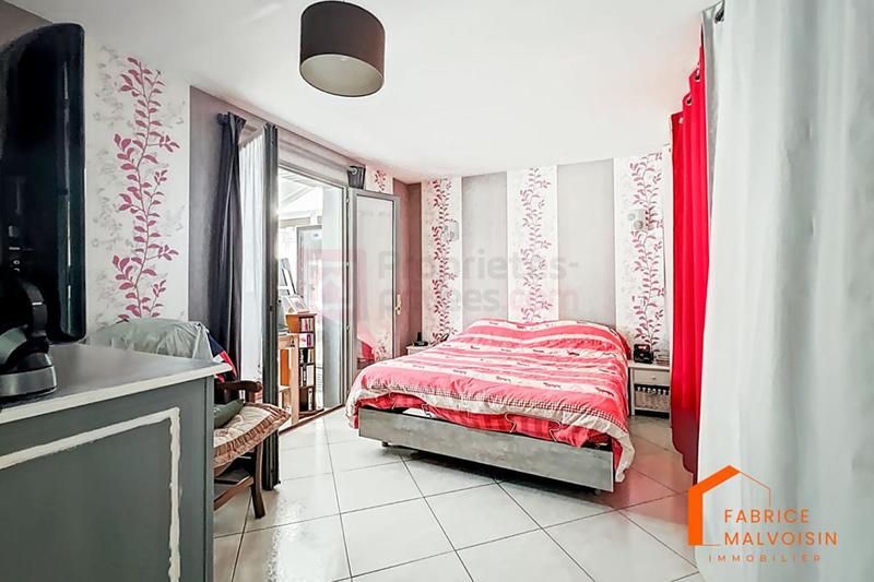 Maison - 177 m² - 7 pièces