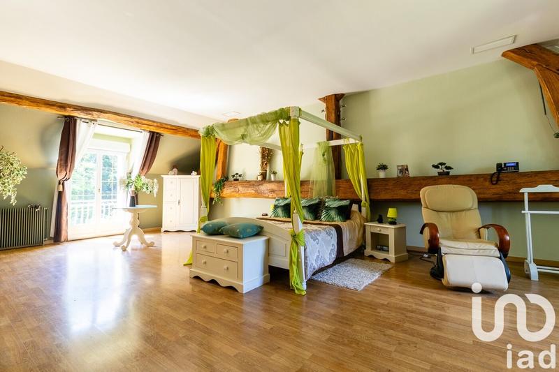 Maison - 655 m² - 14 pièces