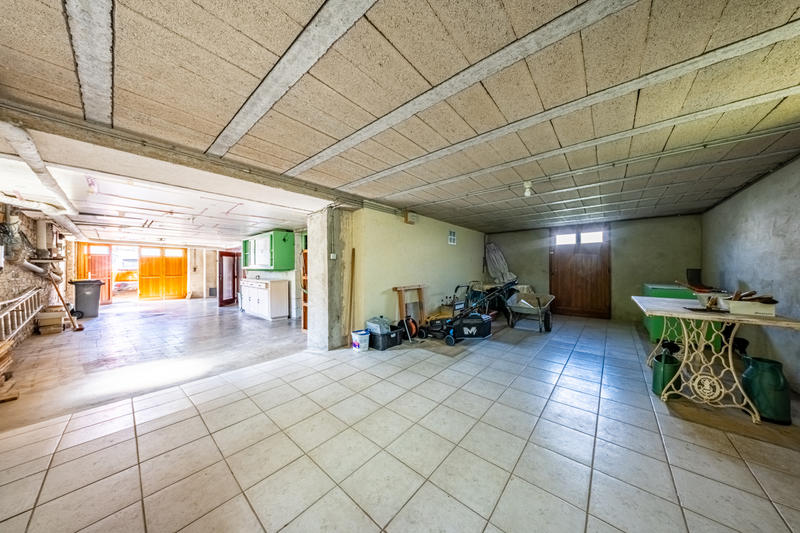 Maison - 95 m² - 5 pièces