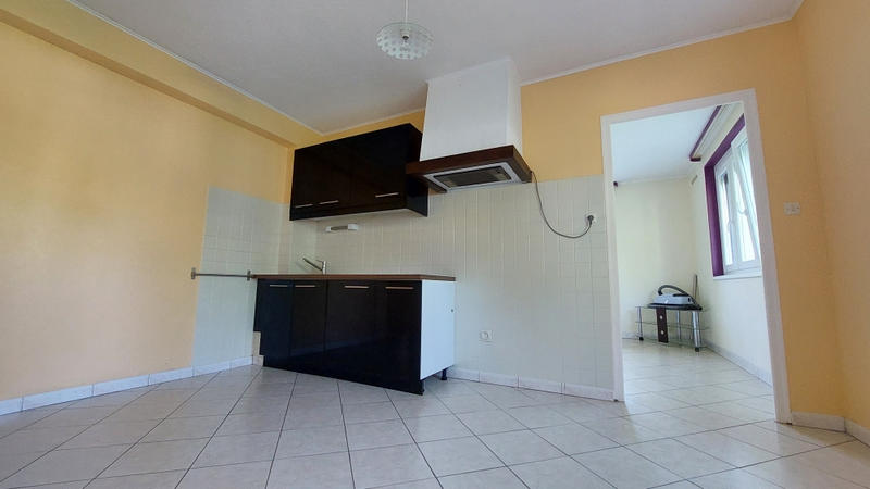 Maison - 188 m² - 10 pièces