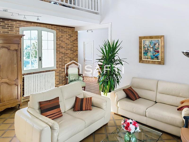 Maison - 163 m² - 6 pièces