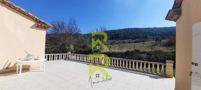 Propriété - 350 m² - 14 pièces