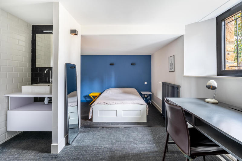 Maison - 221 m² - 7 pièces