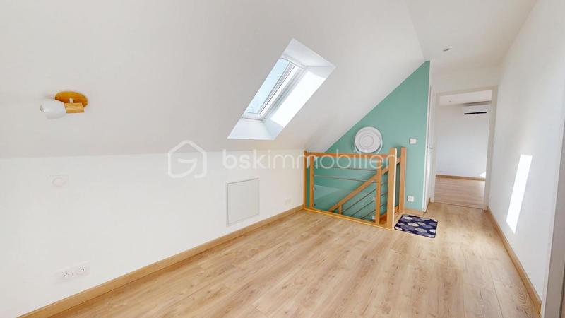 Maison - 133 m² - 8 pièces