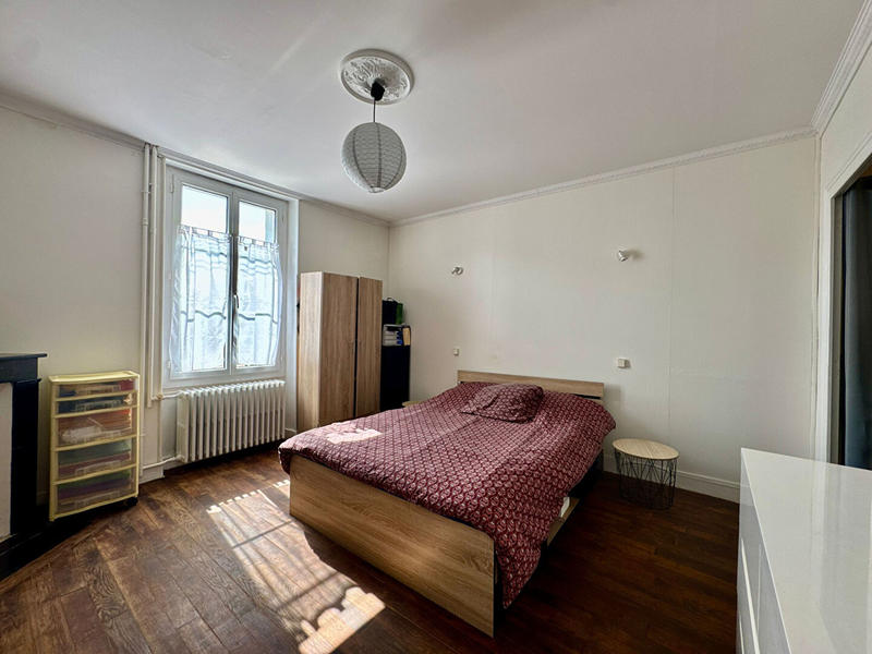 Maison - 226 m² - 8 pièces