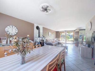 Maison - 104 m² - 5 pièces