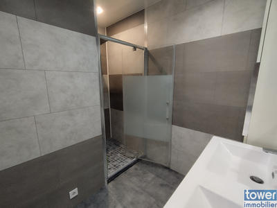 Maison - 92 m² - 5 pièces