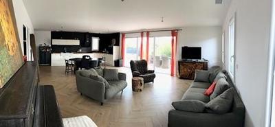 Maison - 120 m² - 5 pièces