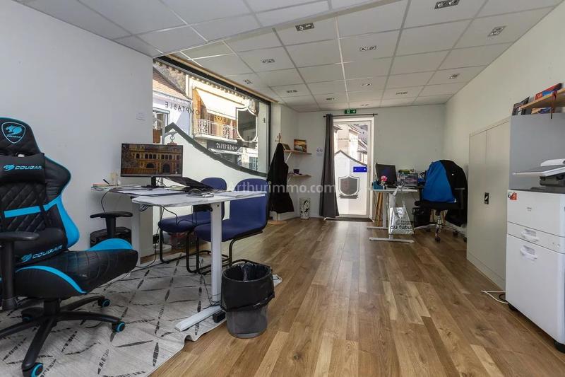 Immeuble - 141 m² - 7 pièces