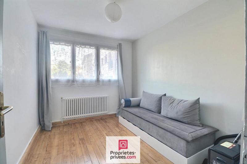 Appartement - 75 m² - 5 pièces