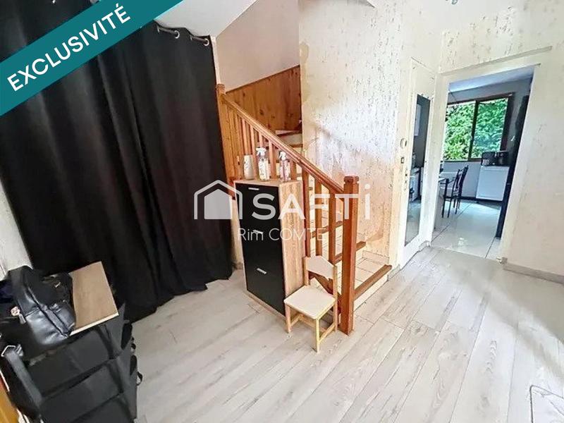 Maison - 90 m² - 5 pièces