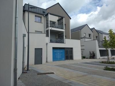 Local d'activité / Entrepôt - 101 m²