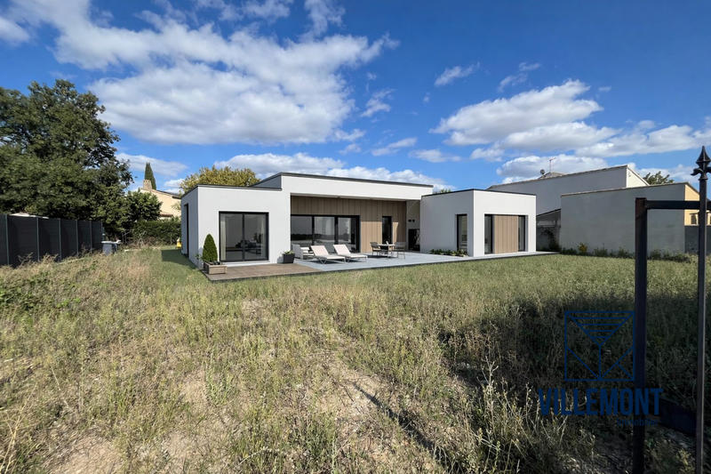Terrain - 700 m²