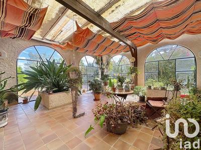 Maison - 236 m² - 7 pièces