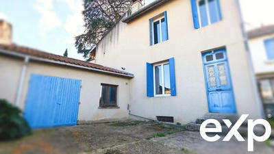 Maison - 207 m² - 10 pièces