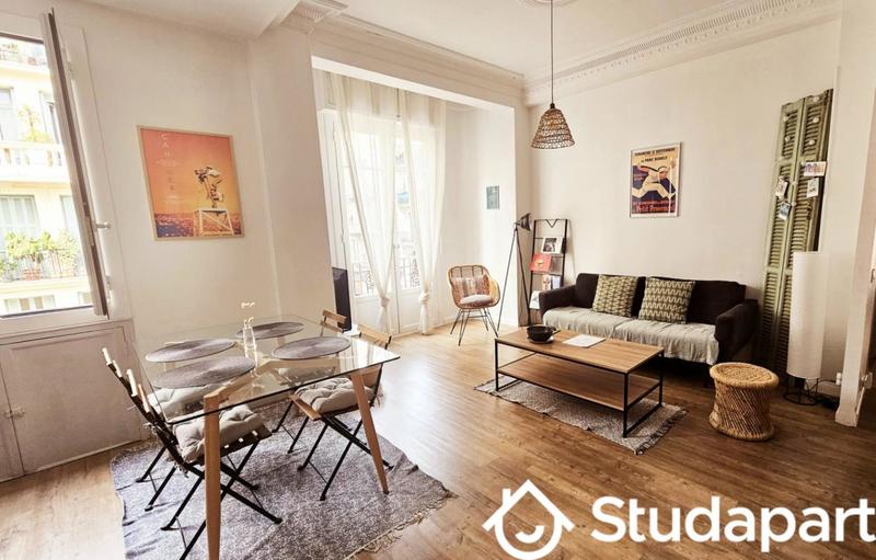 Chambre - 30 m² - 1 pièce