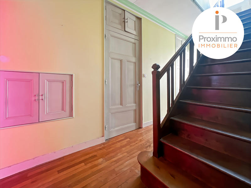 Maison - 148 m² - 8 pièces