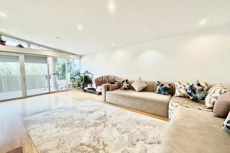 Maison de ville - 146 m² - 6 pièces