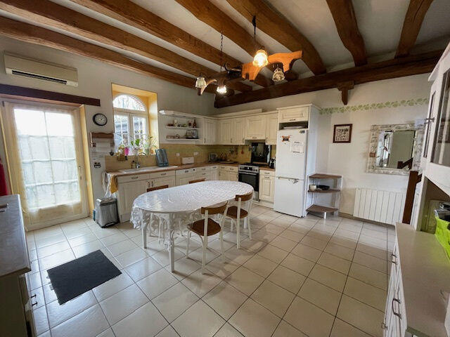 Maison - 158 m² - 6 pièces