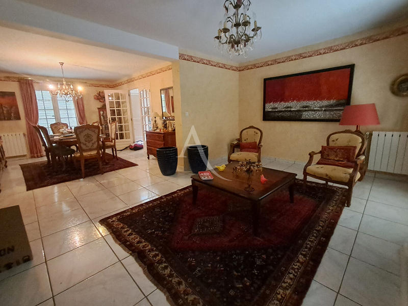 Maison - 130 m² - 5 pièces