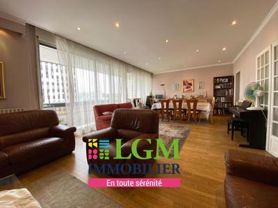 Appartement - 120 m² - 4 pièces