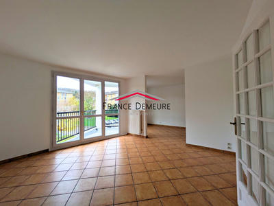 Appartement - 72 m² - 4 pièces